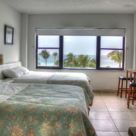 Private Apartments At The Casablanca Miami Beach Esterno foto