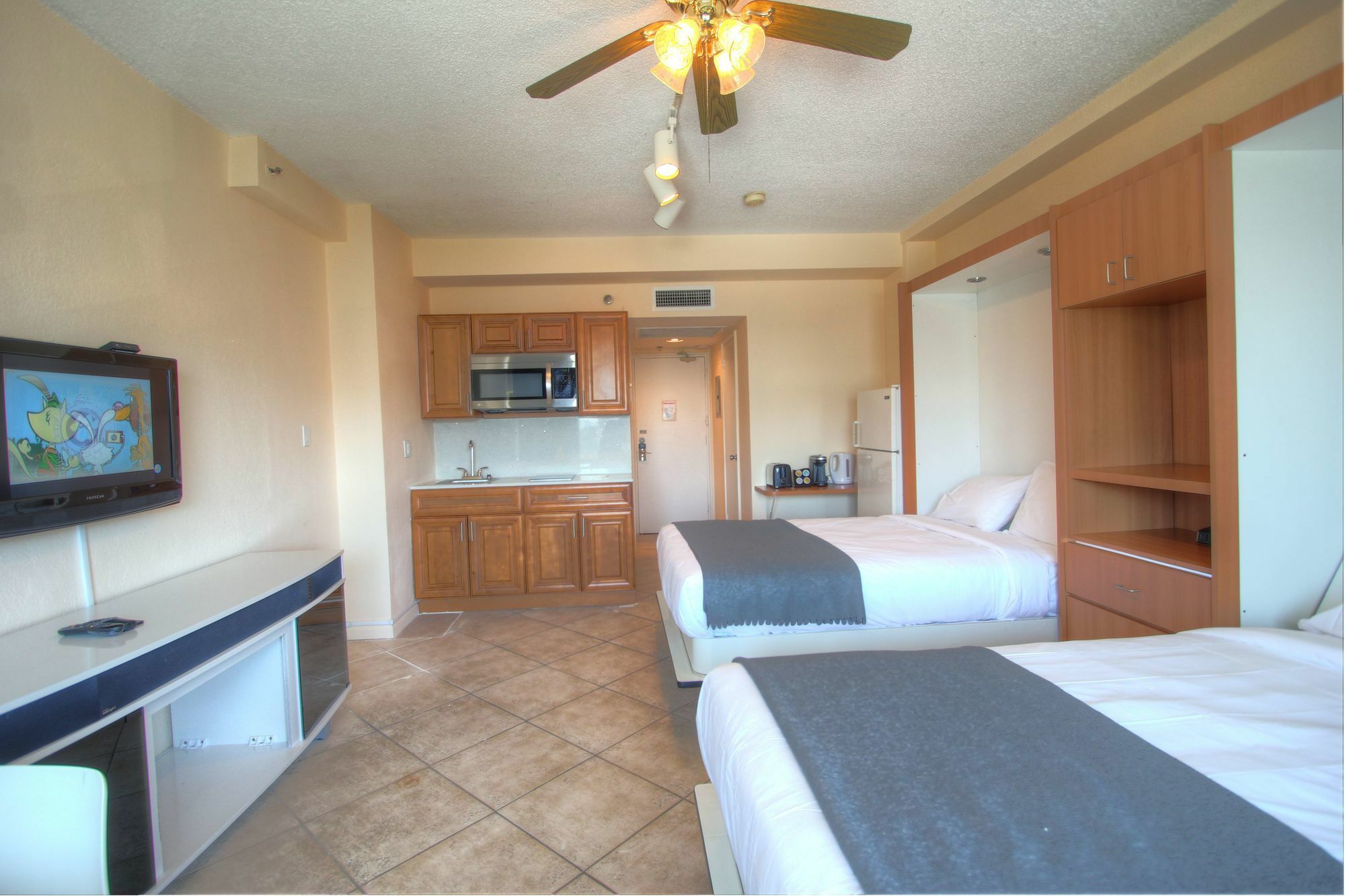 Private Apartments At The Casablanca Miami Beach Esterno foto