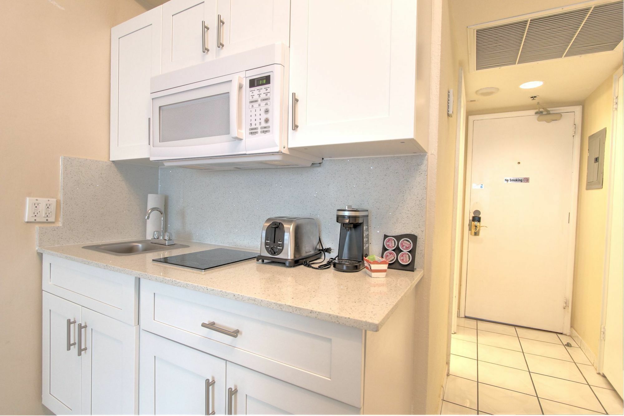 Private Apartments At The Casablanca Miami Beach Esterno foto