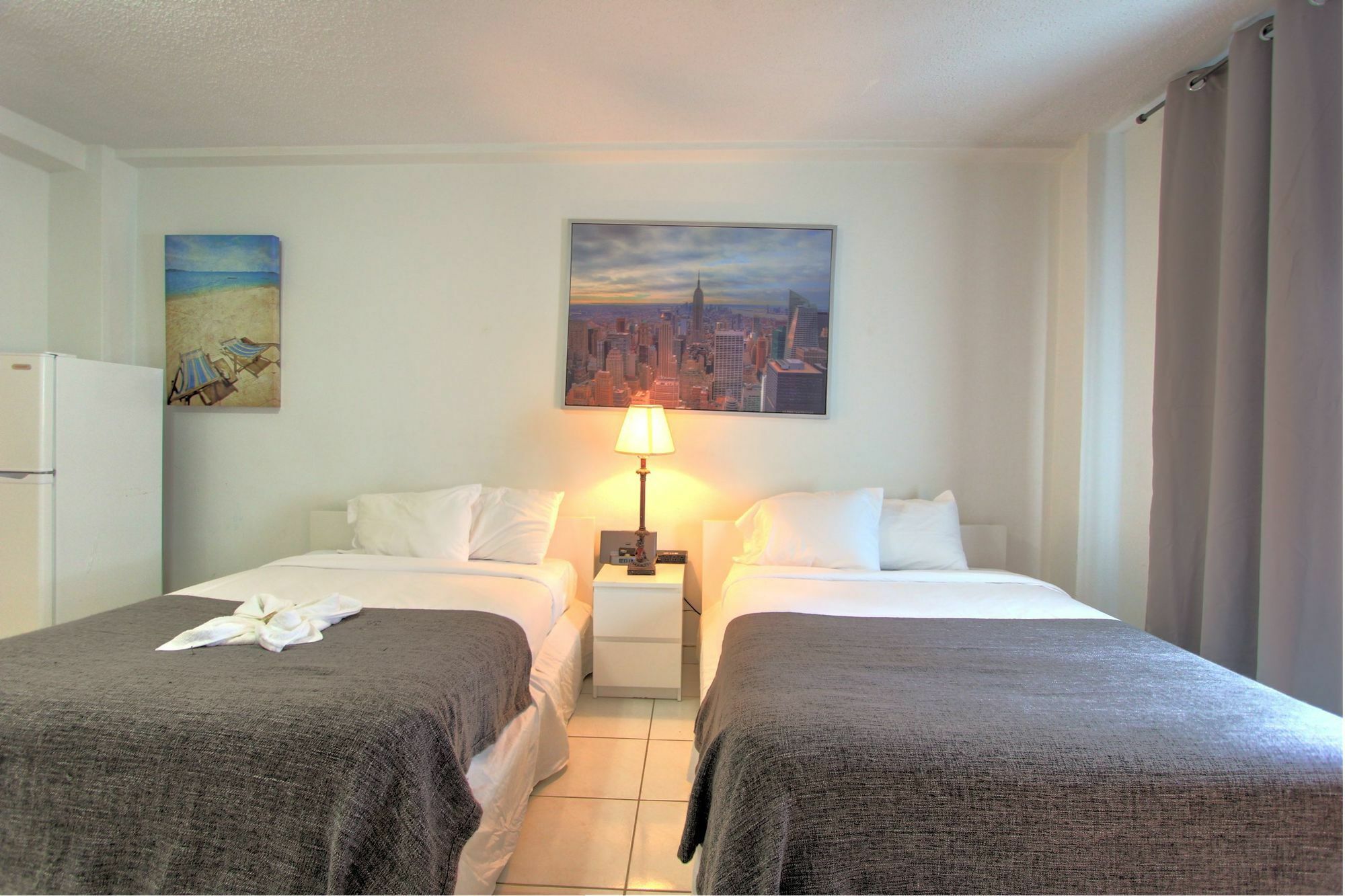 Private Apartments At The Casablanca Miami Beach Esterno foto