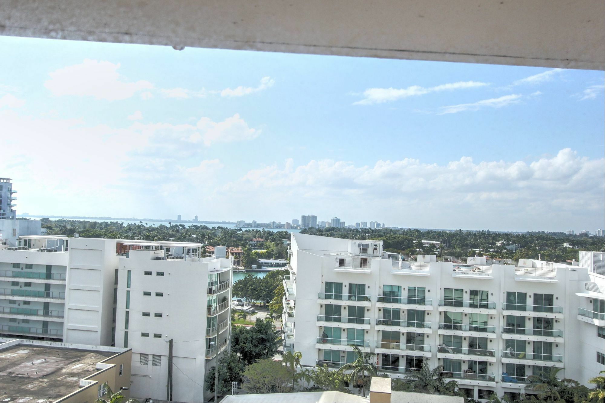 Private Apartments At The Casablanca Miami Beach Esterno foto